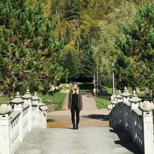 Meet your Posher, Melanie